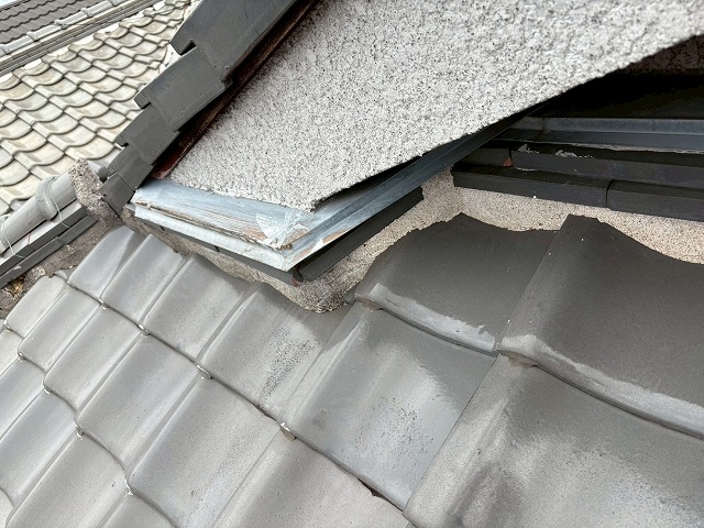 雨漏り原因は漆喰部