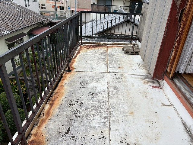 ベランダの状態確認