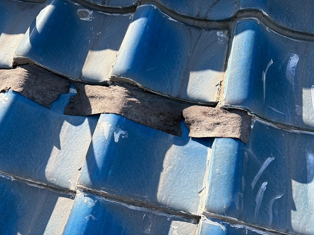 ガムテープでの補修