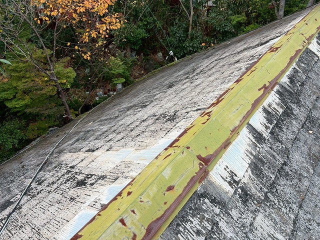 劣化が深刻な屋根