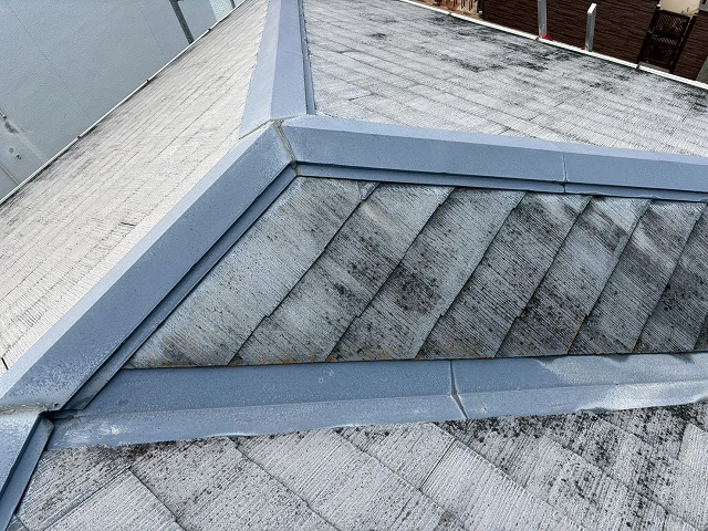 棟板金、谷板金の確認