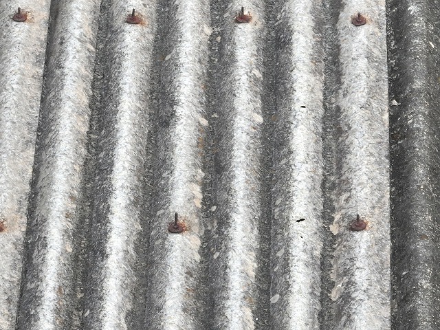 一部穴あきが発生していた工場