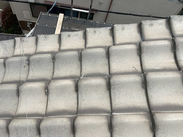 不適切な処置が施された瓦屋根