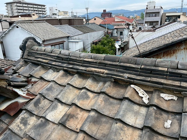 棟瓦の状態確認