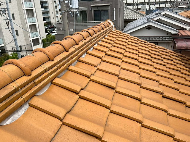 漆喰工事は屋根のプロにおまかせ