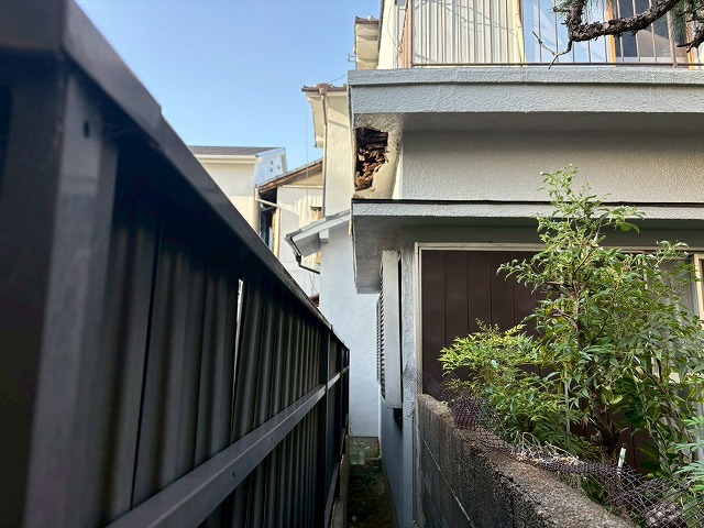 防水塗装の経年劣化による被害