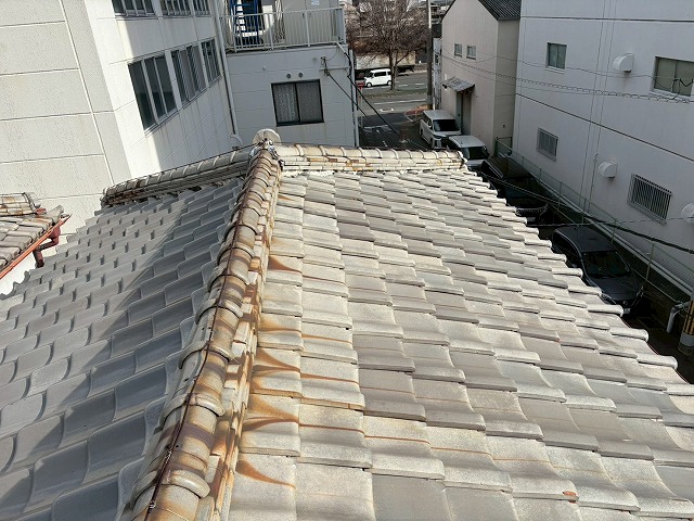 棟の歪みが深刻化