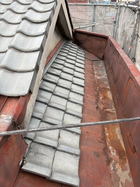 雨漏り調査におうかがいした屋根