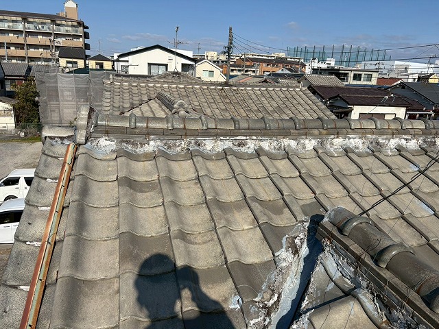 漆喰は適切な処理が必要