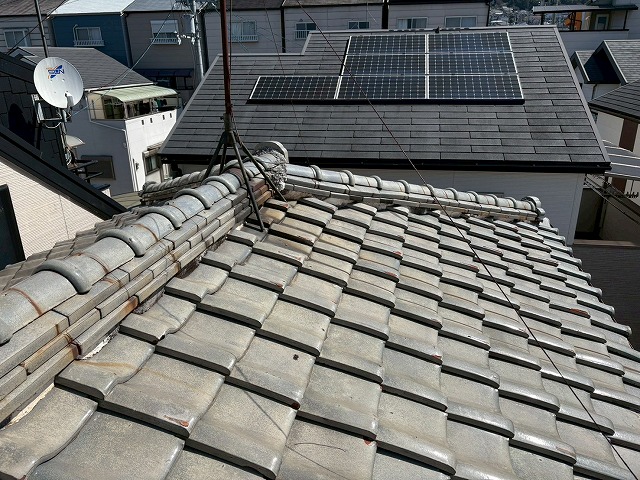 瓦屋根の状態確認