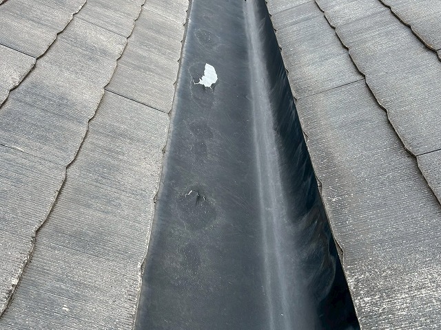 倉庫の雨漏りもおまかせ！