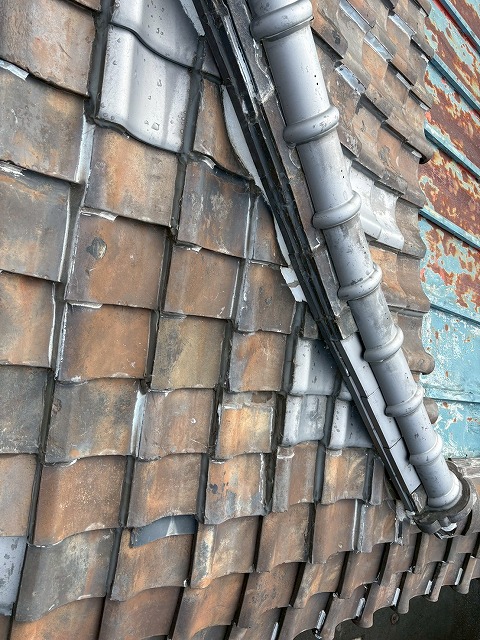 瓦屋根の状況確認