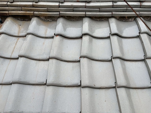 補修が推奨される瓦屋根