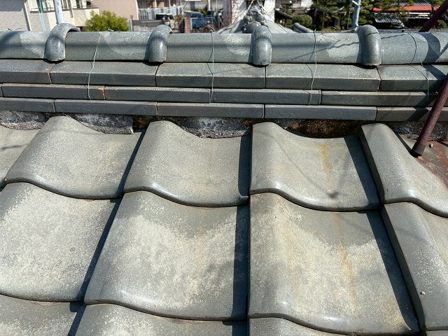 漆喰の経年劣化が進行