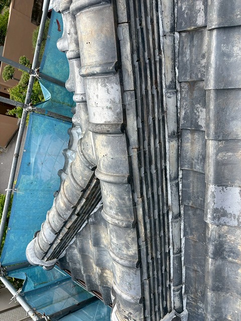 痛みが生じた棟瓦