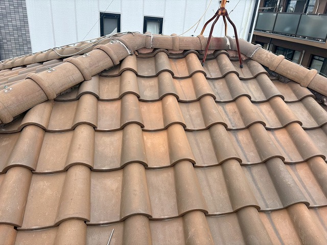 屋根の状態確認を実施