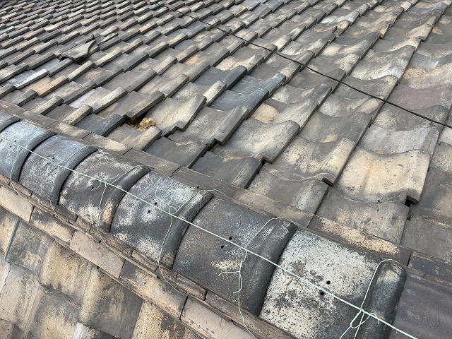 瓦屋根の状態確認