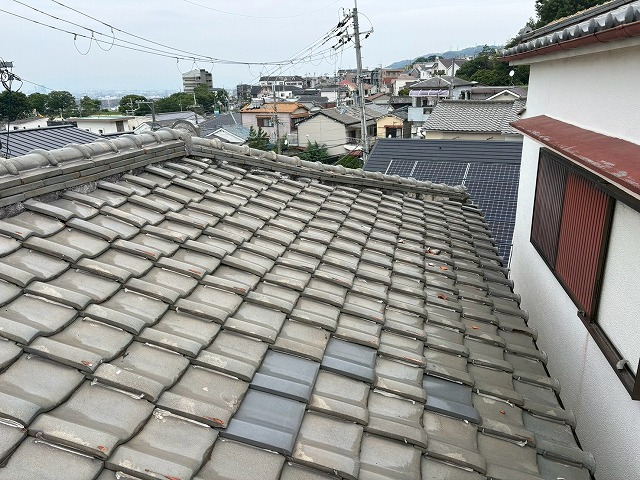 瓦屋根