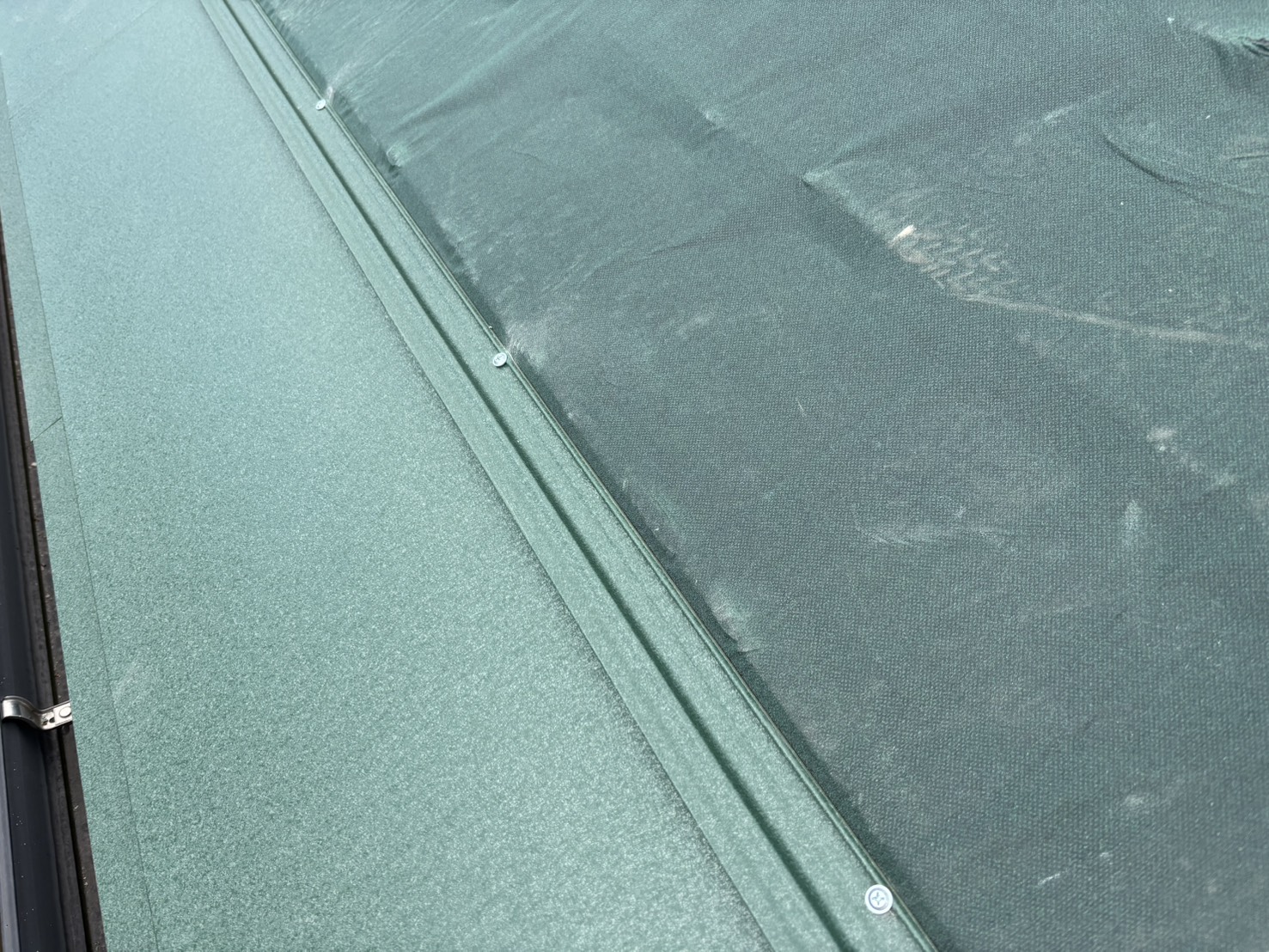 雨仕舞い部材の取り付け