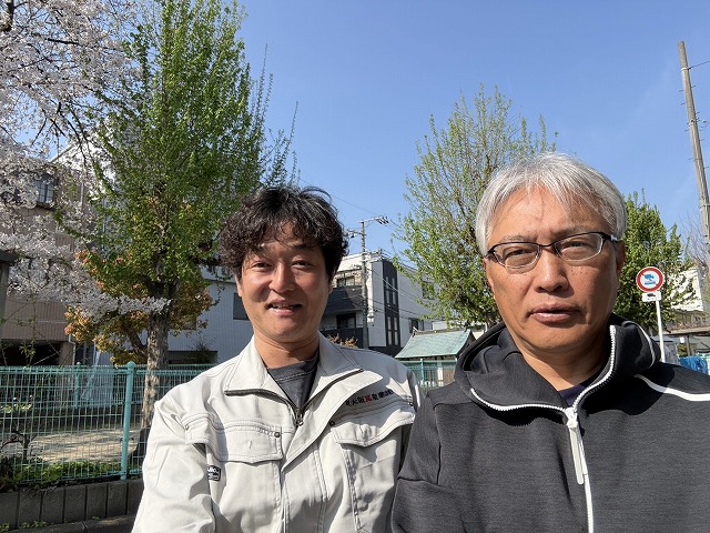 大阪市城東区にて強風の影響で鉄板が浮いている屋根の、補強・補修工事をしました！