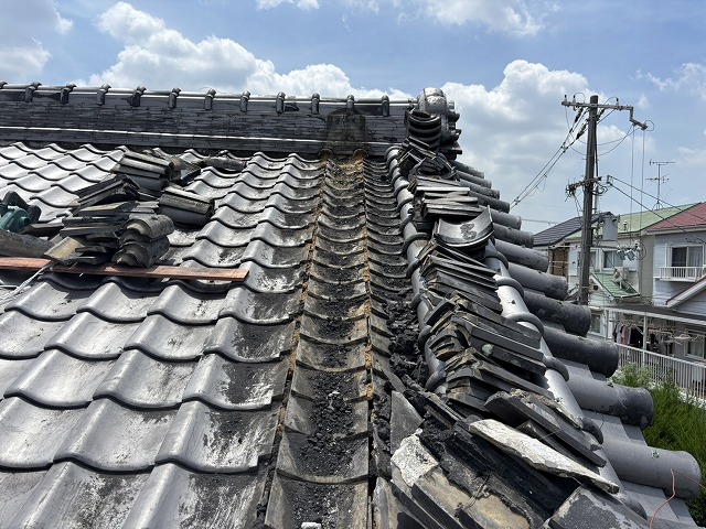 降り棟解体後の屋根